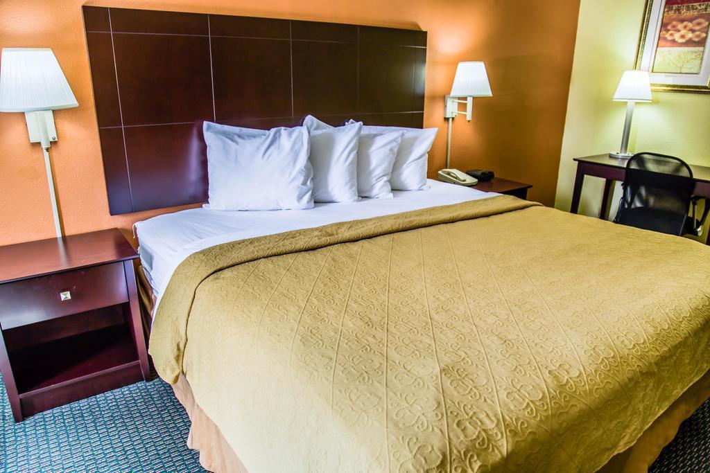 Quality Inn Bradenton - Sarasota North Zewnętrze zdjęcie